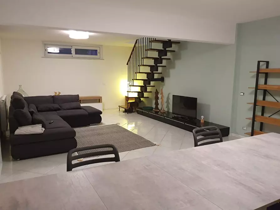Immagine 8 di Appartamento in vendita  a Carrara