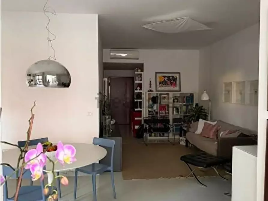 Immagine 3 di Appartamento in vendita  a Carrara