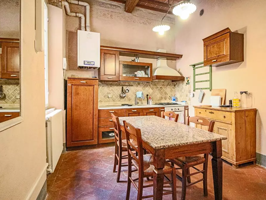 Immagine 6 di Appartamento in vendita  a Pisa