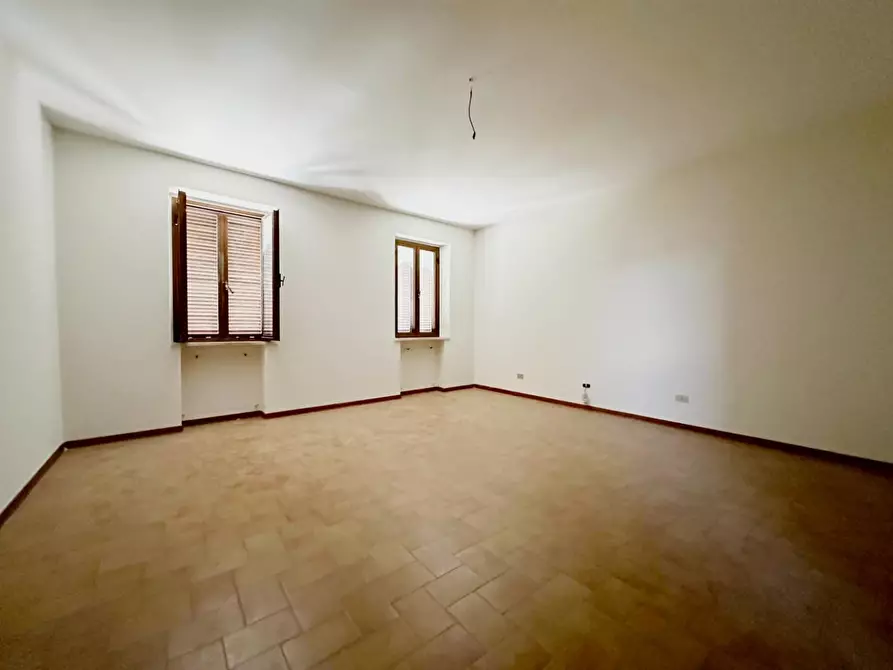 Immagine 7 di Casa bifamiliare in vendita  a Pescia