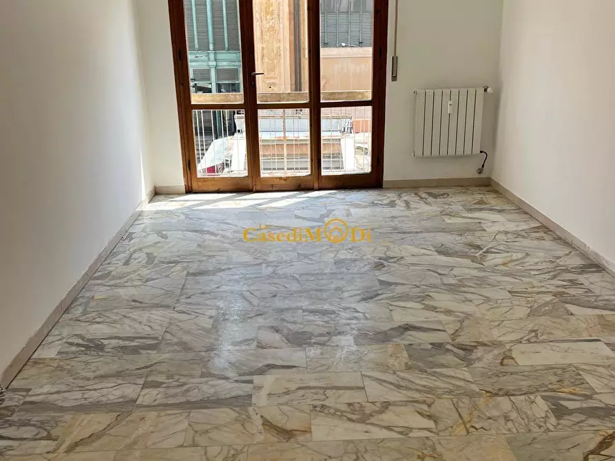 Immagine 2 di Appartamento in affitto  a Livorno