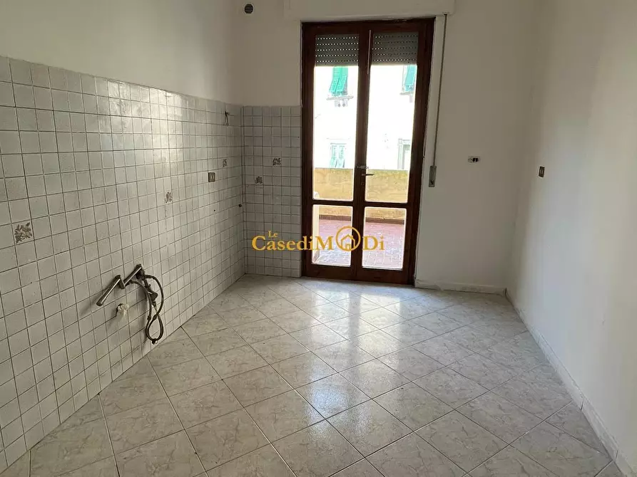 Immagine 3 di Appartamento in affitto  a Livorno