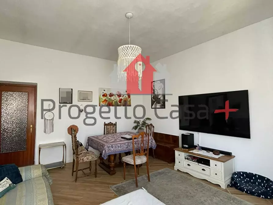 Immagine 56 di Appartamento in vendita  a Carnago