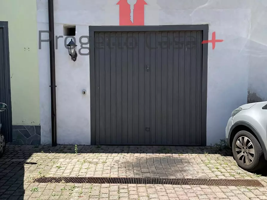 Immagine 4 di Appartamento in vendita  a Carnago