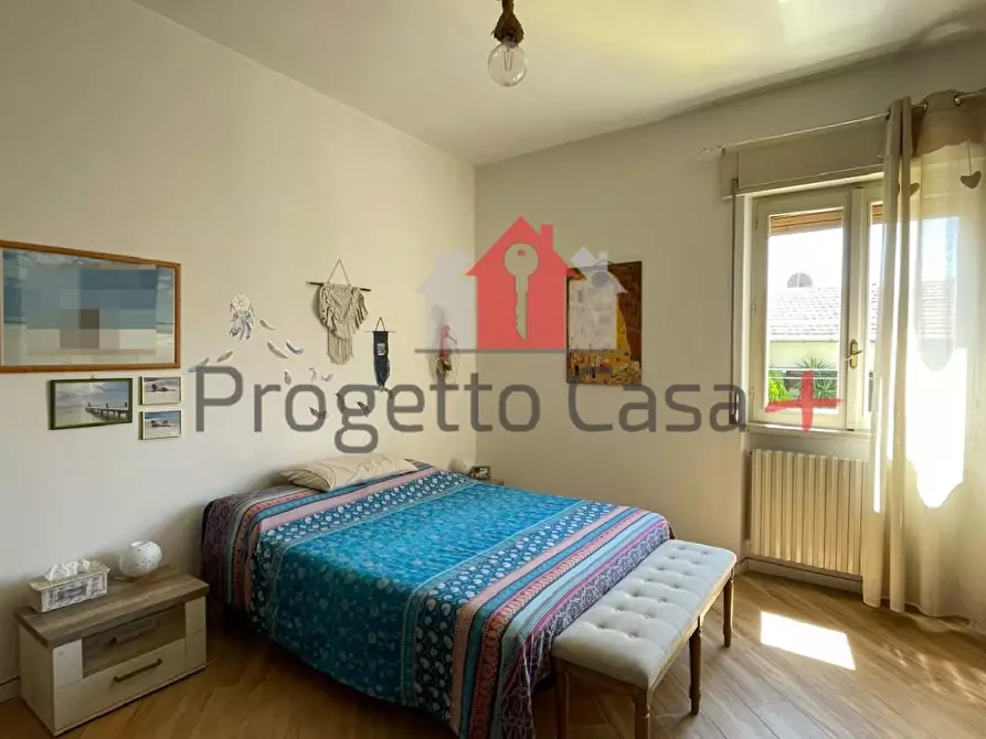 Immagine 80 di Appartamento in vendita  a Carnago