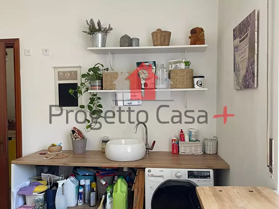 Immagine 22 di Appartamento in vendita  a Carnago
