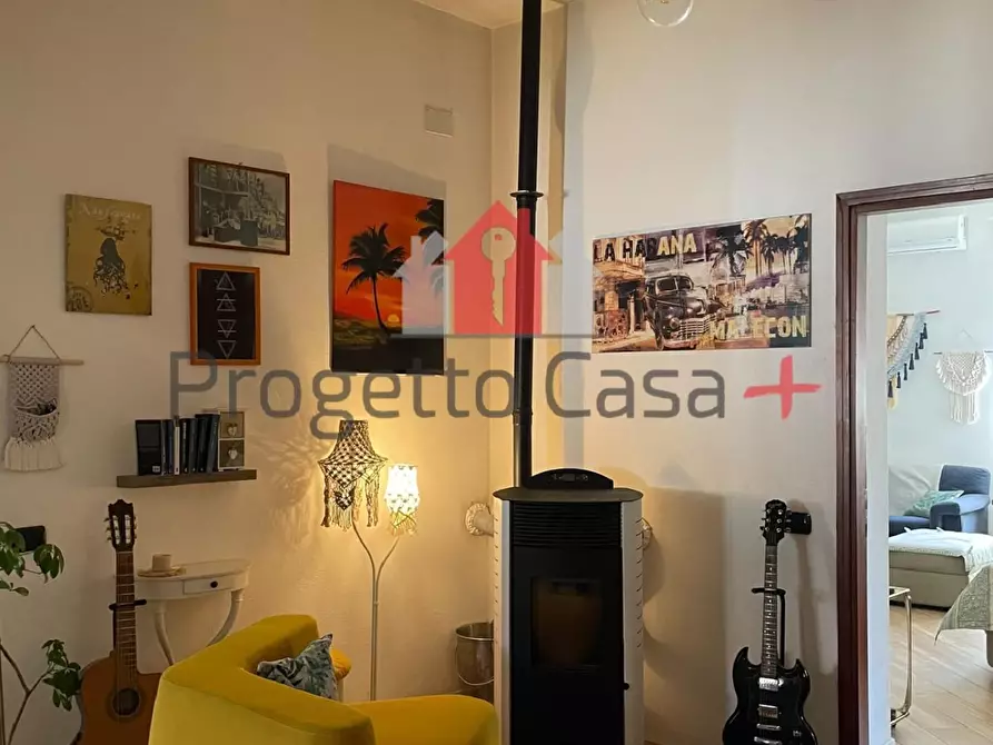 Immagine 74 di Appartamento in vendita  a Carnago