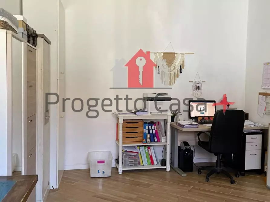Immagine 27 di Appartamento in vendita  a Carnago