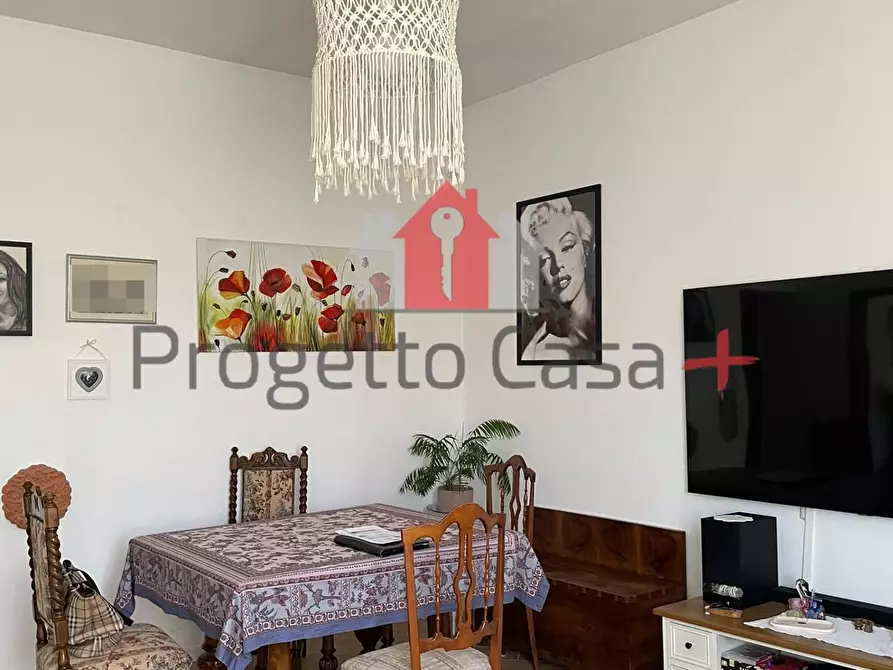 Immagine 57 di Appartamento in vendita  a Carnago
