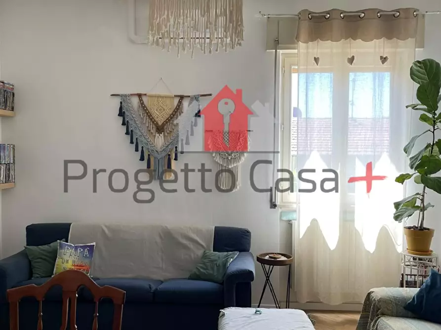 Immagine 59 di Appartamento in vendita  a Carnago