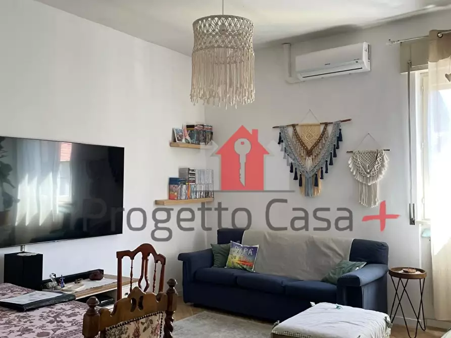 Immagine 63 di Appartamento in vendita  a Carnago