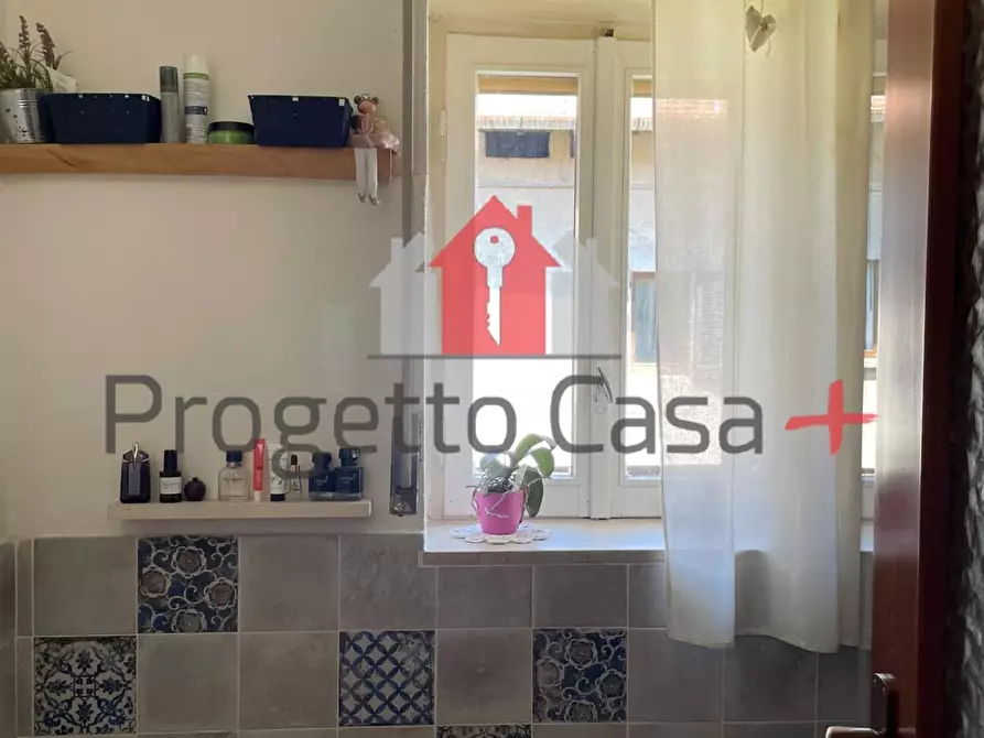 Immagine 34 di Appartamento in vendita  a Carnago