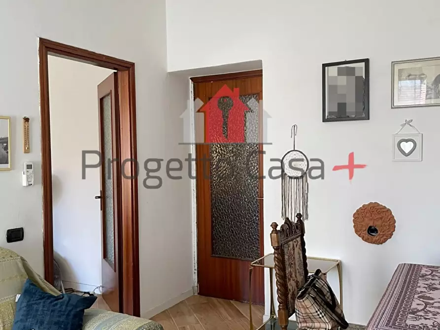Immagine 45 di Appartamento in vendita  a Carnago