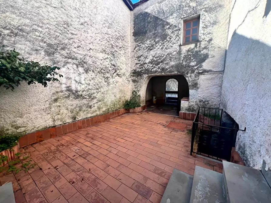 Immagine 2 di Terratetto in vendita  a Borgo A Mozzano