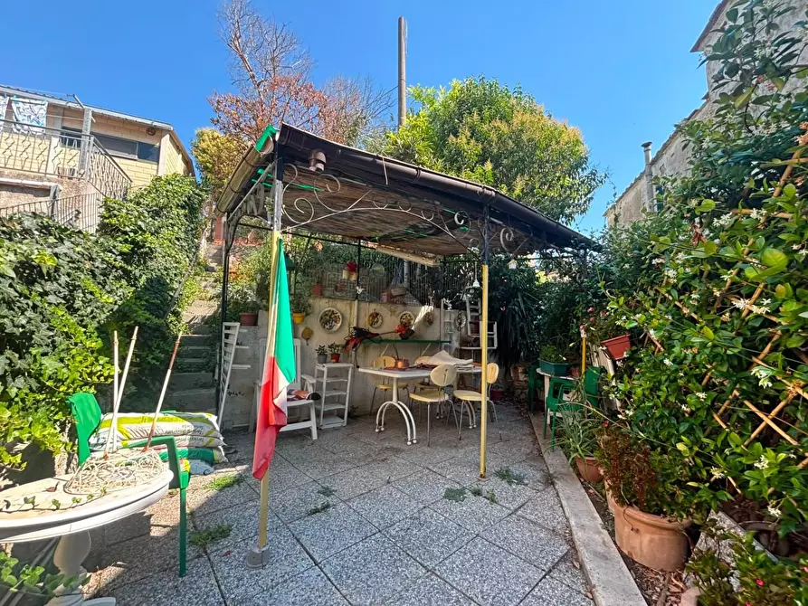Immagine 13 di Casa indipendente in vendita  a Crespina Lorenzana