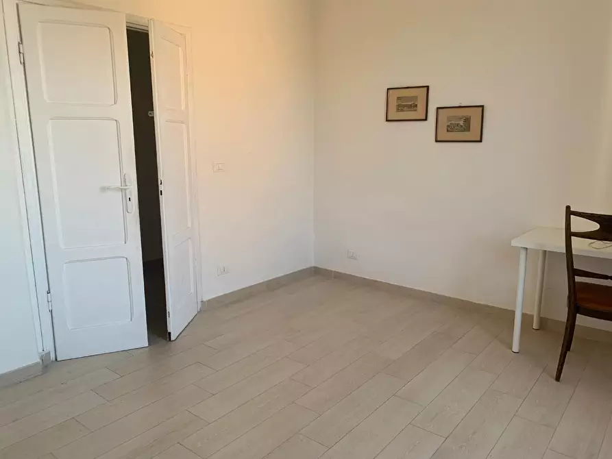 Immagine 17 di Appartamento in vendita  a Livorno