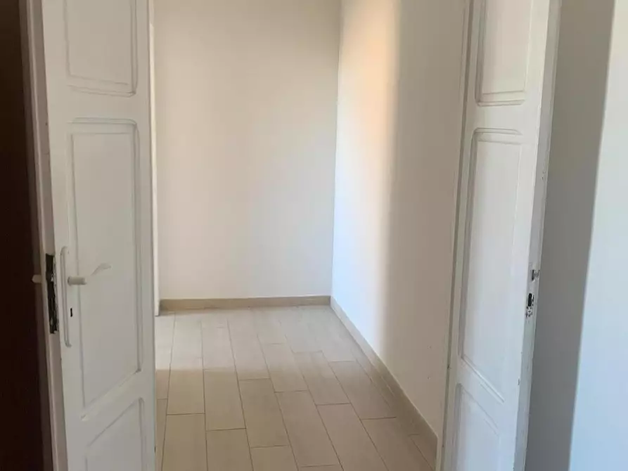 Immagine 15 di Appartamento in vendita  a Livorno