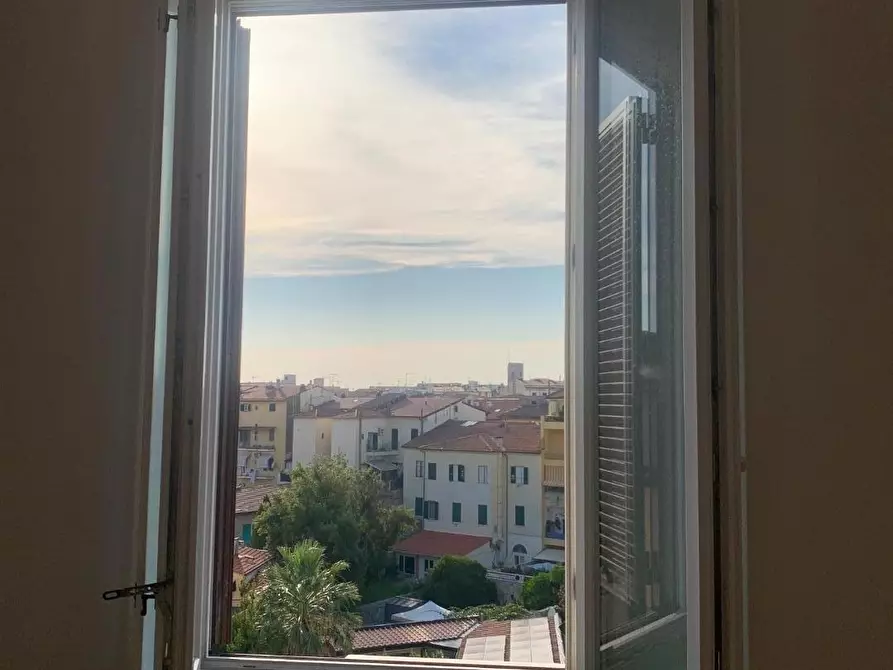 Immagine 19 di Appartamento in vendita  a Livorno