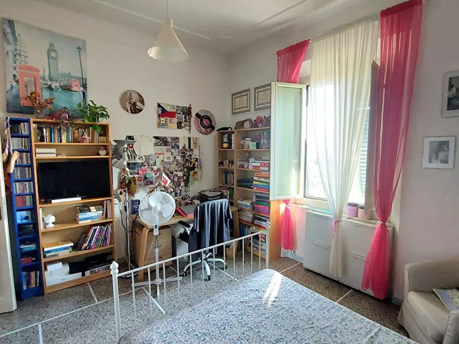 Immagine 16 di Appartamento in vendita  a Pisa