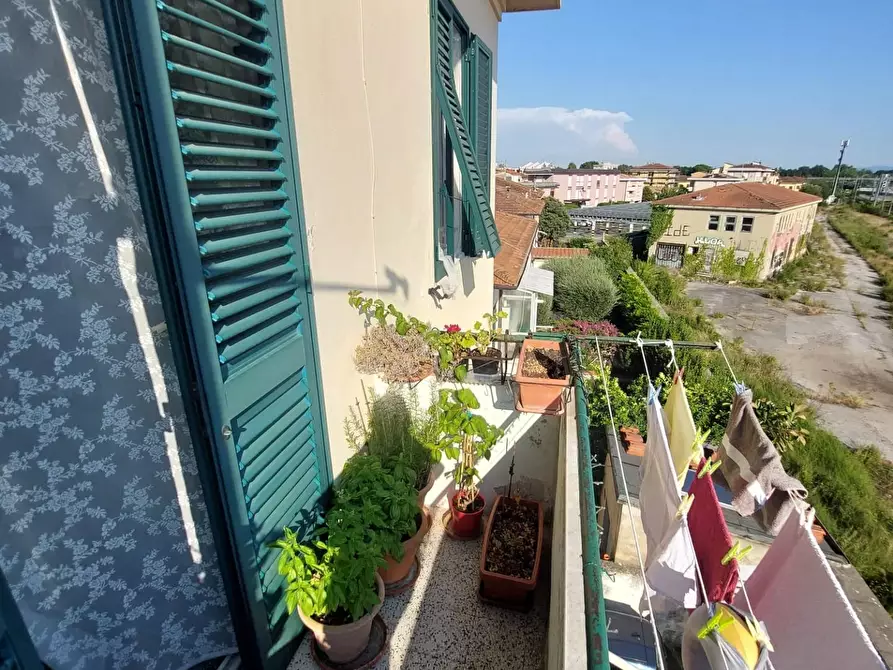 Immagine 6 di Appartamento in vendita  a Pisa