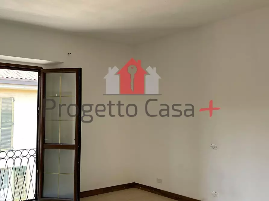 Immagine 29 di Appartamento in vendita  a Cairate