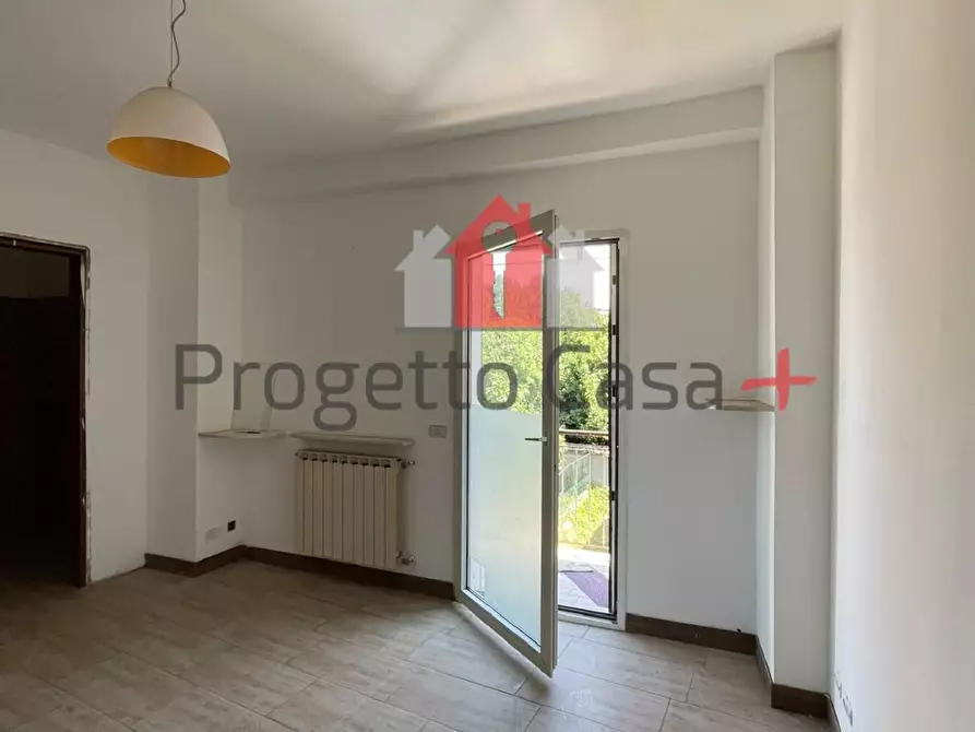 Immagine 34 di Appartamento in vendita  a Cairate