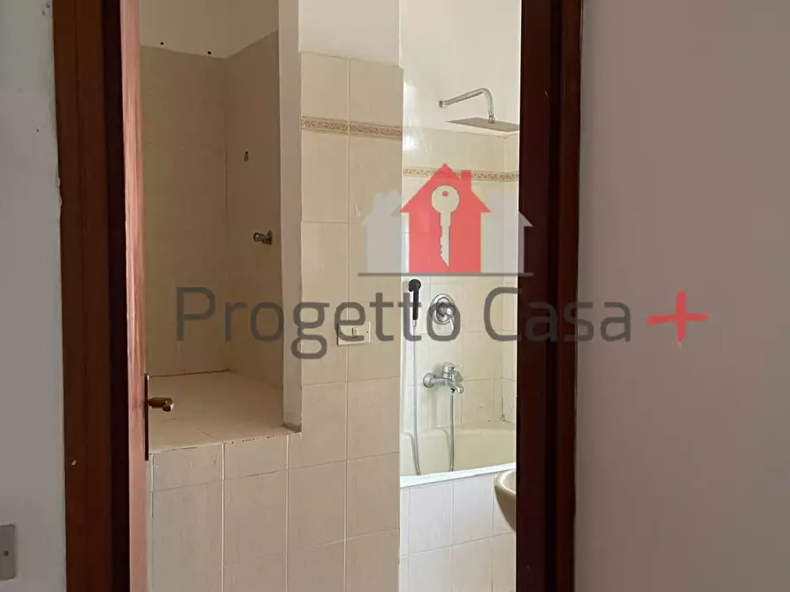 Immagine 13 di Appartamento in vendita  a Cairate