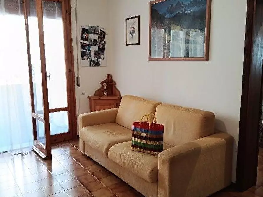 Immagine 5 di Appartamento in vendita  a Rosignano Marittimo