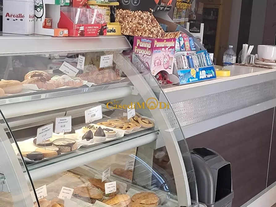 Immagine 3 di Bar / Ristorante in vendita  a Livorno