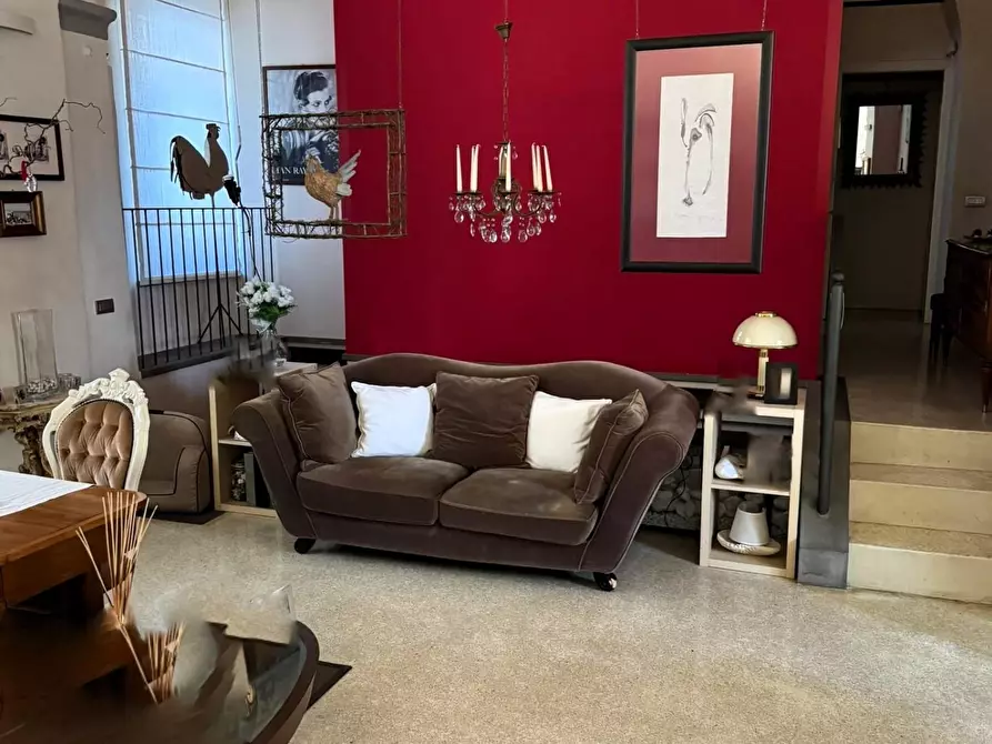 Immagine 6 di Loft/Open space in vendita  a Empoli