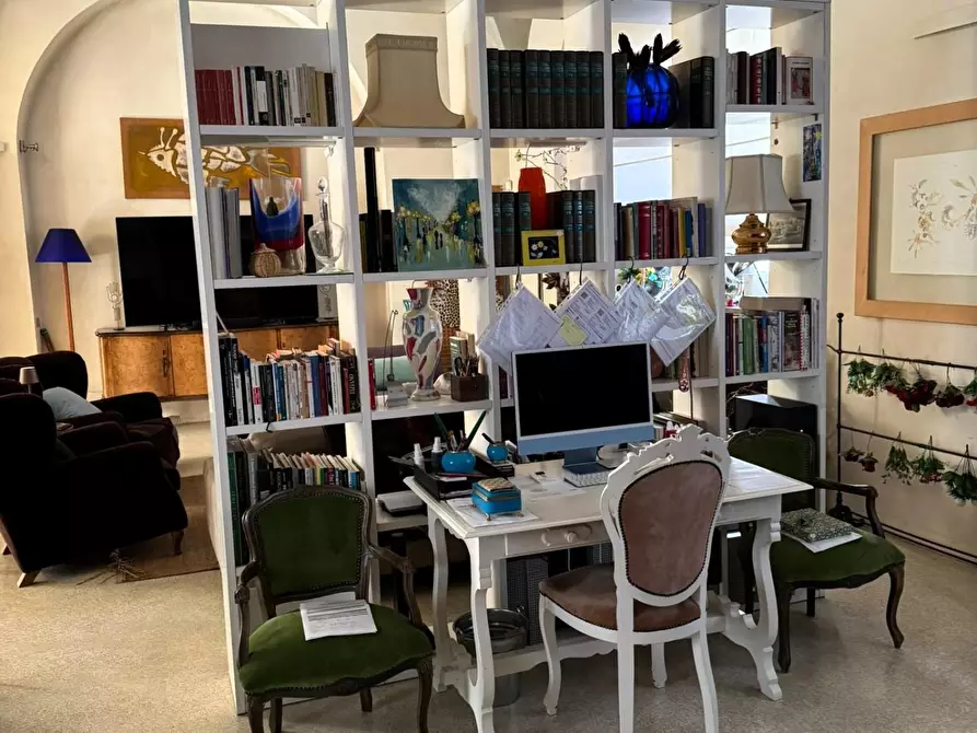 Immagine 2 di Loft/Open space in vendita  a Empoli