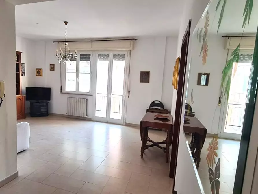 Immagine 7 di Appartamento in vendita  a Livorno