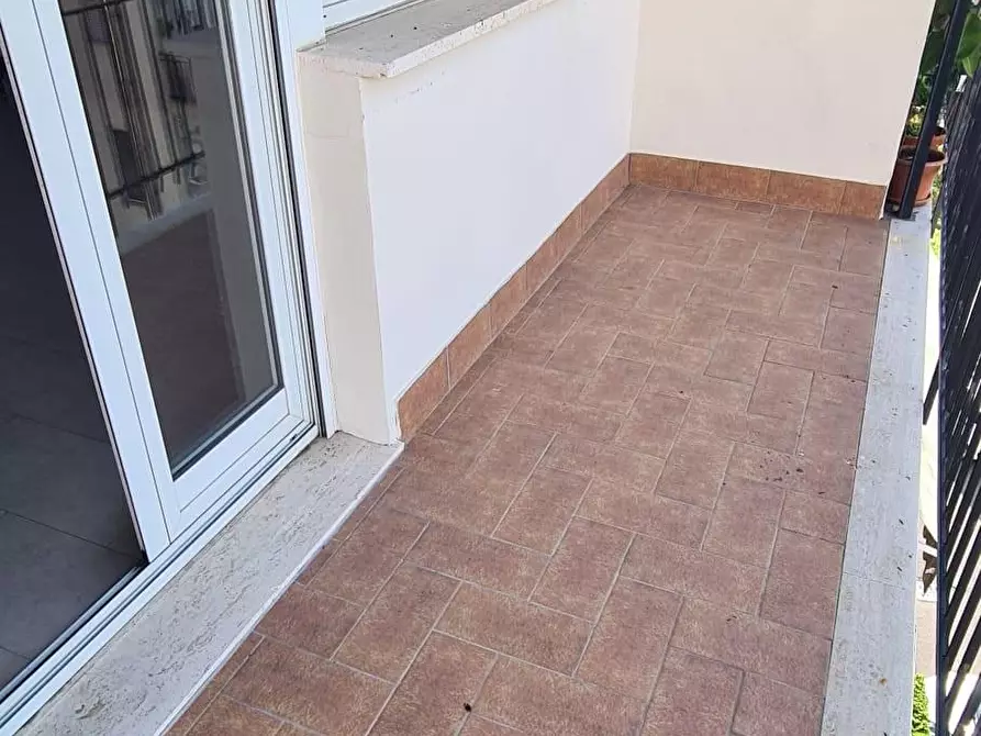 Immagine 15 di Appartamento in vendita  a Livorno