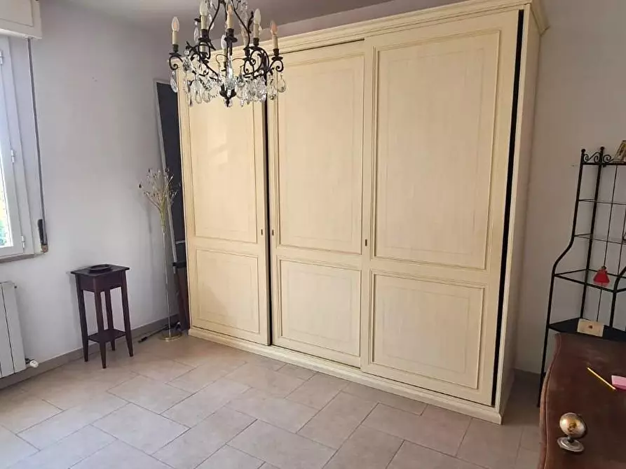 Immagine 9 di Appartamento in vendita  a Livorno