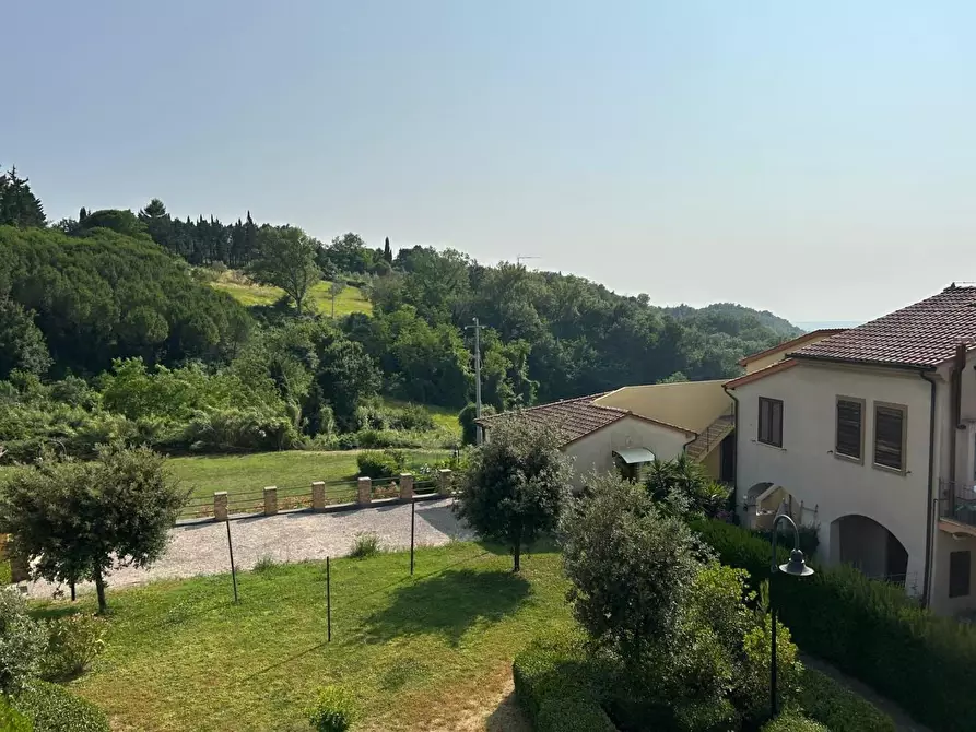 Immagine 10 di Appartamento in vendita  a Guardistallo
