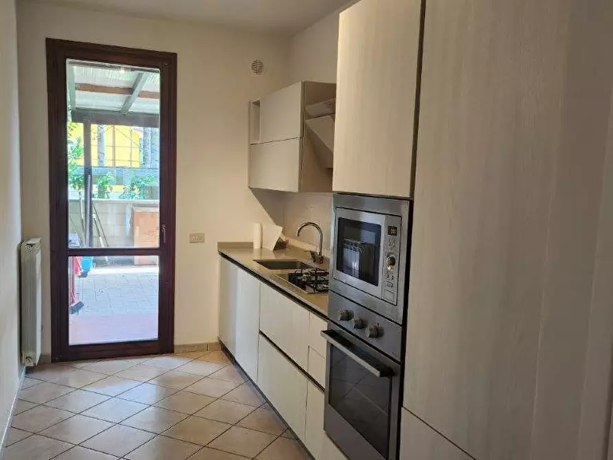 Immagine 4 di Appartamento in affitto  a Calcinaia