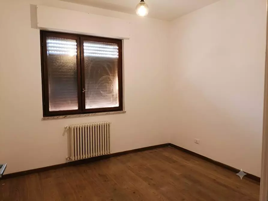 Immagine 13 di Appartamento in vendita  a Carrara