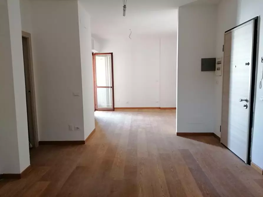 Immagine 3 di Appartamento in vendita  a Carrara