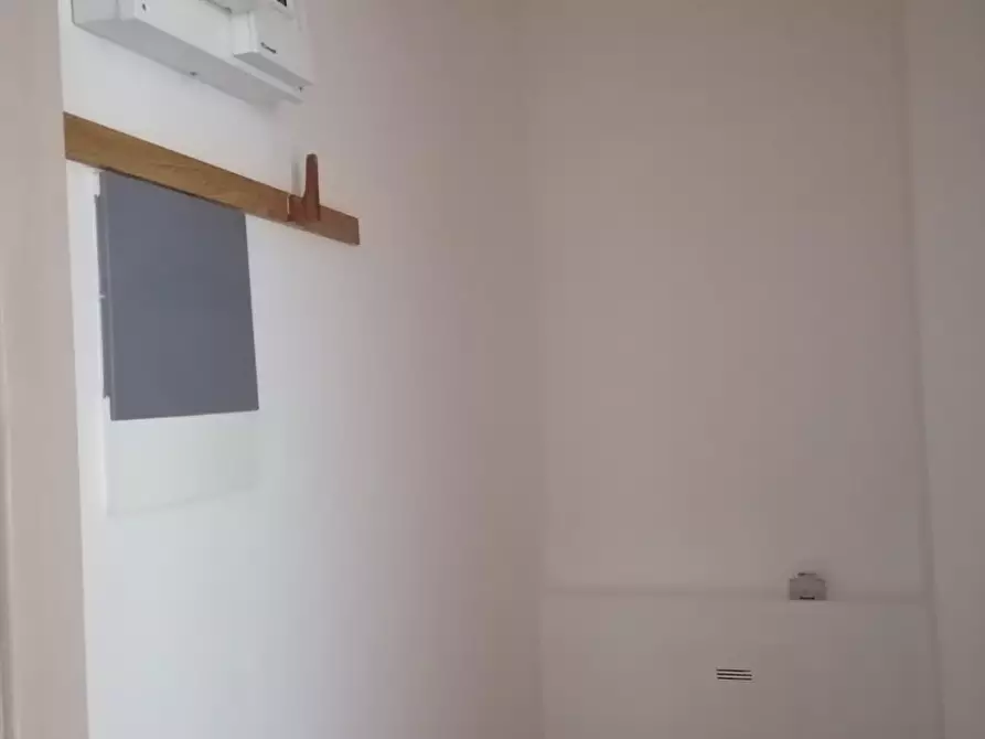 Immagine 21 di Appartamento in vendita  a Carrara