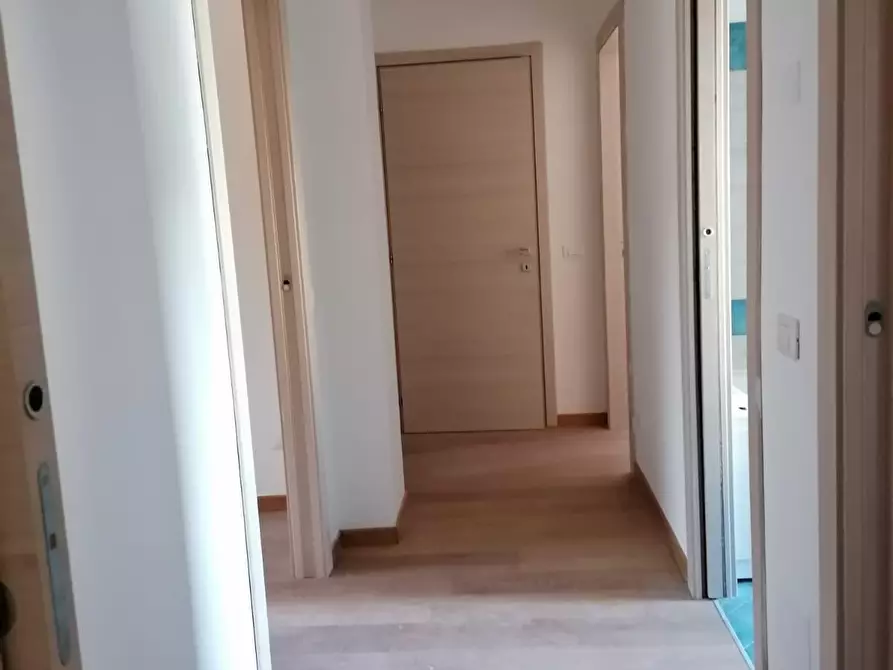 Immagine 9 di Appartamento in vendita  a Carrara