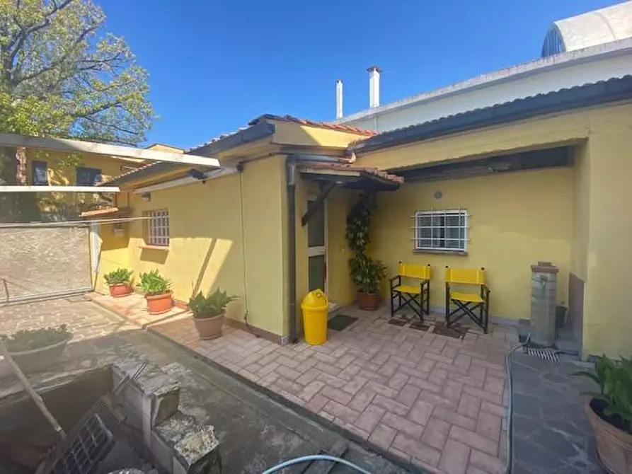 Immagine 1 di Villa in affitto  a Calcinaia