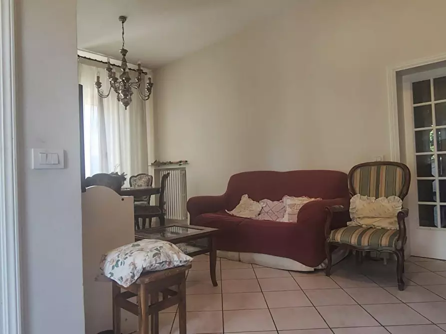 Immagine 7 di Appartamento in vendita  a Siena
