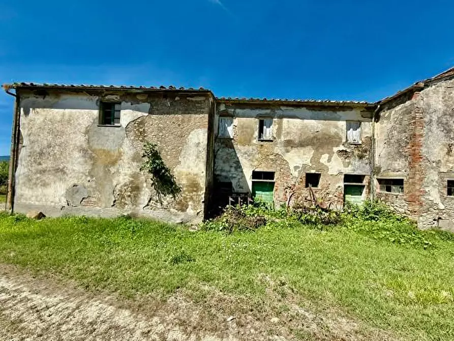 Immagine 16 di Rustico / casale in vendita  a Volterra