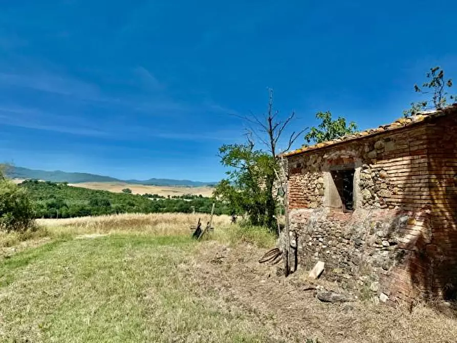 Immagine 3 di Rustico / casale in vendita  a Volterra