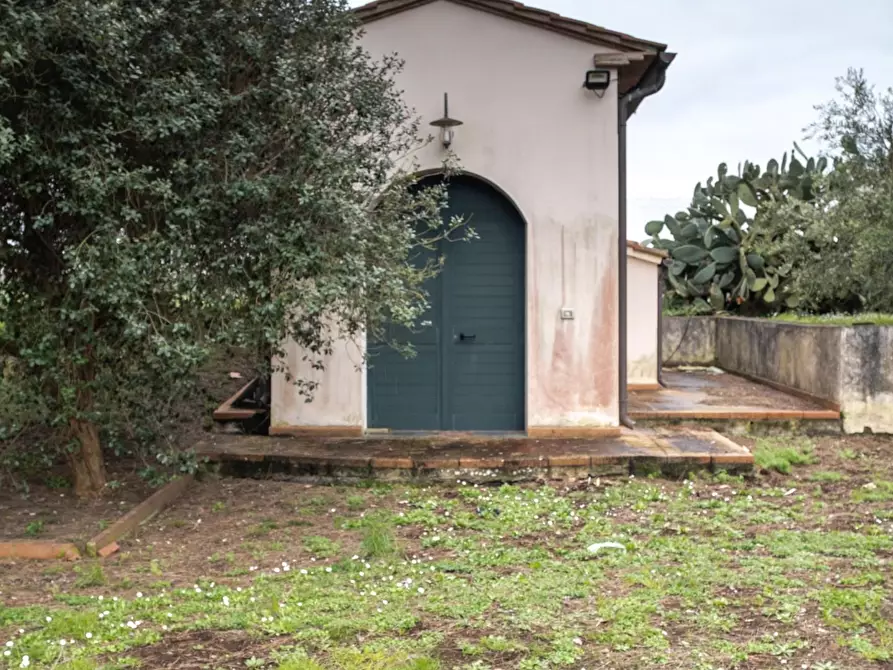 Immagine 14 di Casa semindipendente in vendita  a Vecchiano