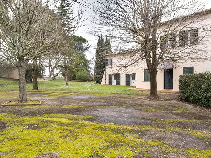 Immagine 1 di Casa semindipendente in vendita  a Vecchiano