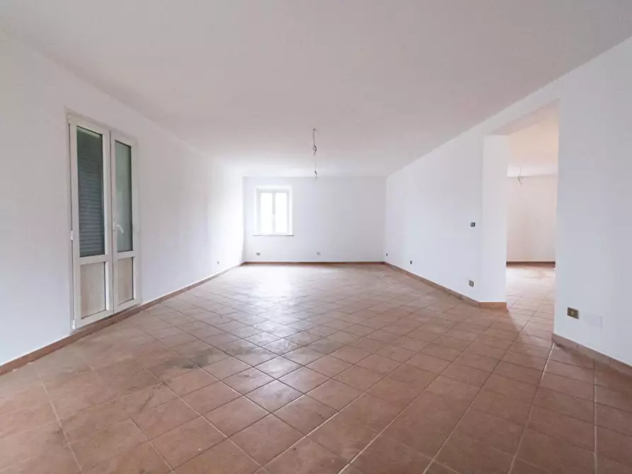 Immagine 11 di Casa semindipendente in vendita  a Vecchiano