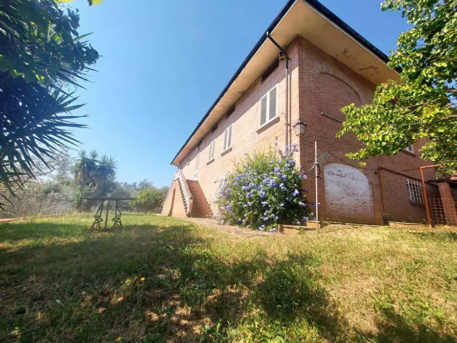 Immagine 59 di Villa in vendita  a Lucca