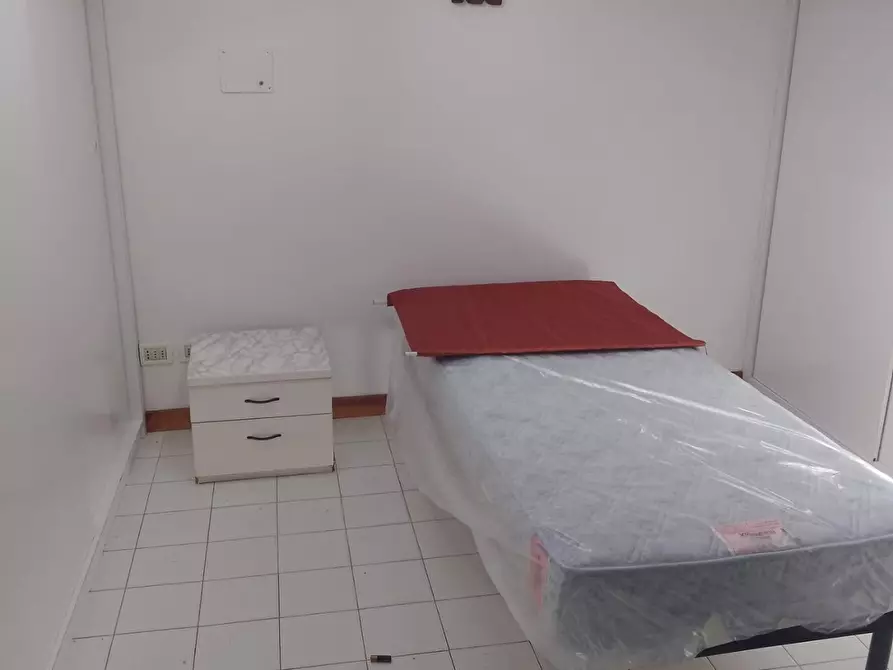Immagine 46 di Villa in vendita  a Viareggio