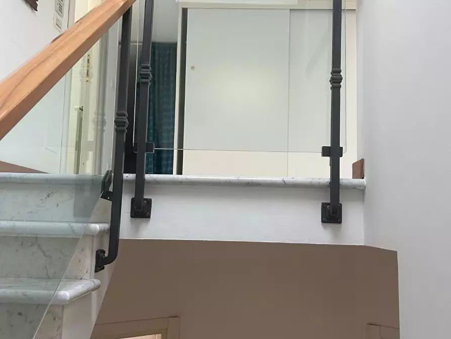 Immagine 30 di Villa in vendita  a Viareggio